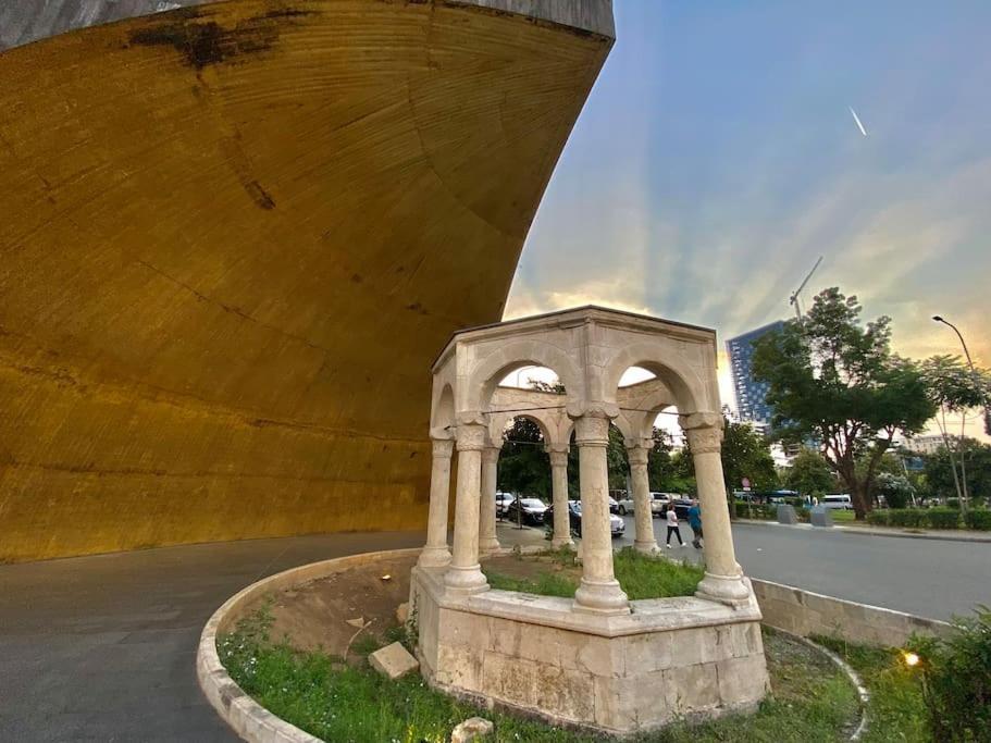 טיראנה City Centre Big Art'Partment Heart Of The Capital מראה חיצוני תמונה