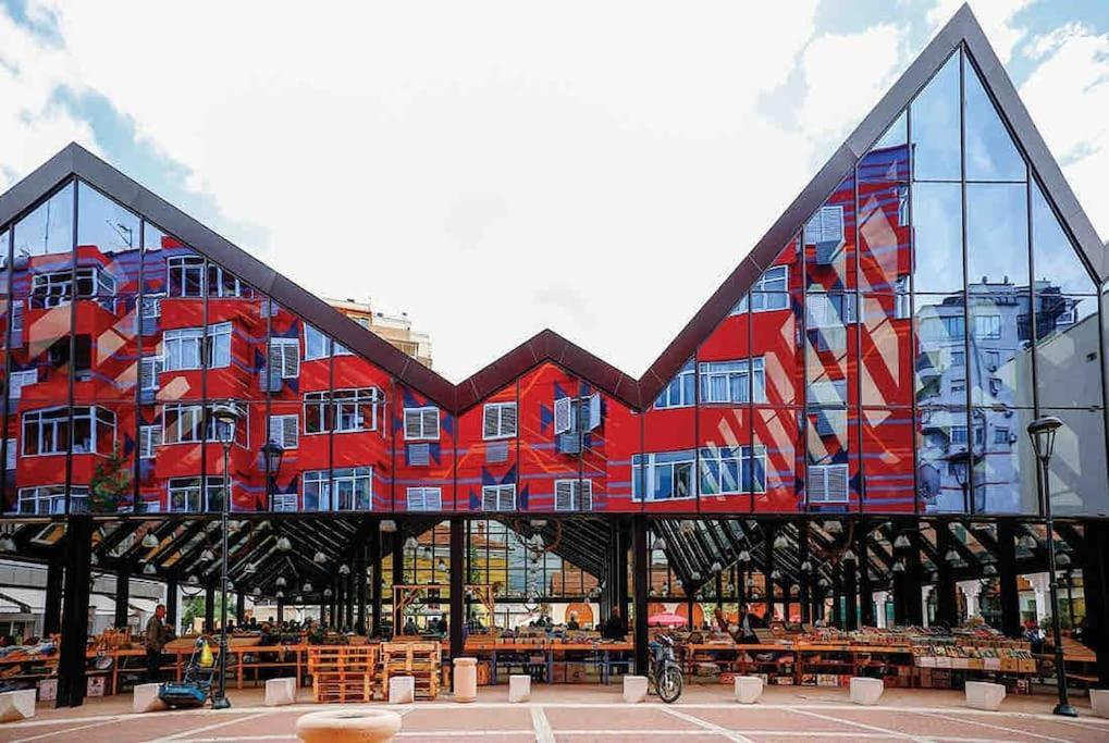 טיראנה City Centre Big Art'Partment Heart Of The Capital מראה חיצוני תמונה