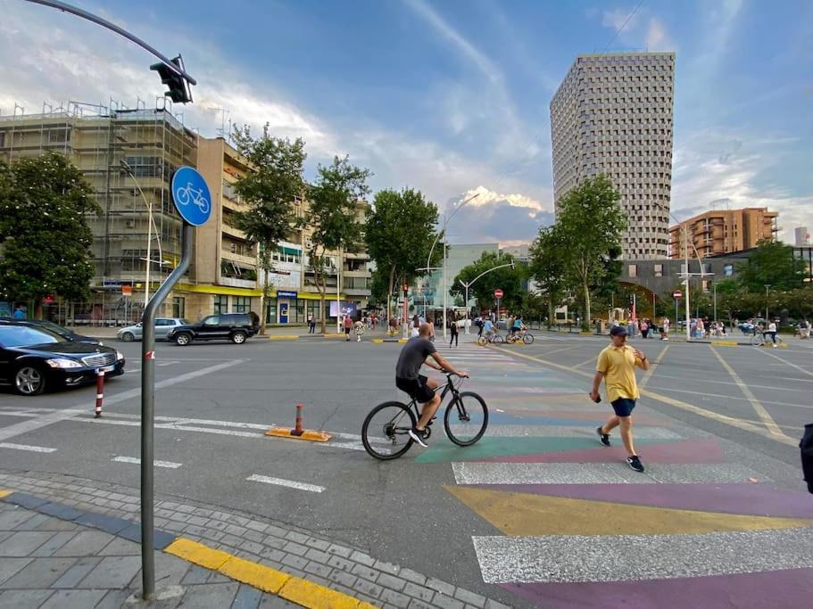 טיראנה City Centre Big Art'Partment Heart Of The Capital מראה חיצוני תמונה