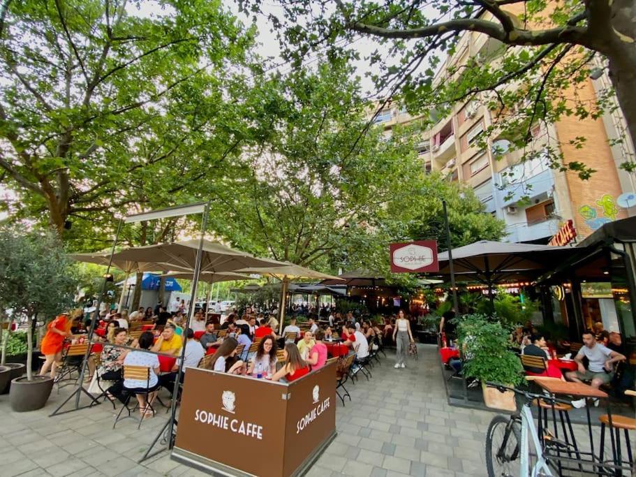 טיראנה City Centre Big Art'Partment Heart Of The Capital מראה חיצוני תמונה