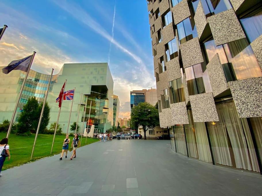 טיראנה City Centre Big Art'Partment Heart Of The Capital מראה חיצוני תמונה